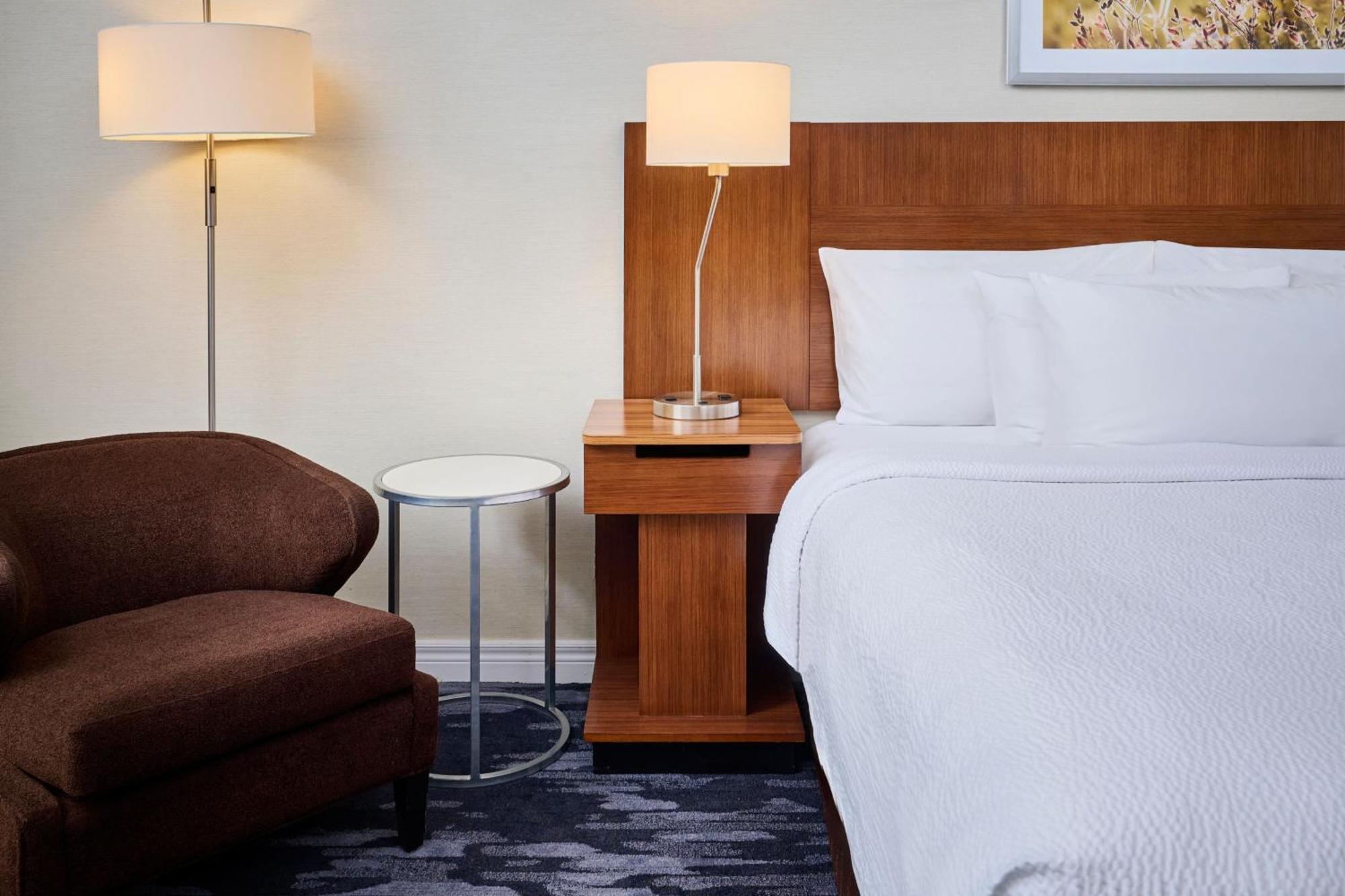 Fairfield Inn & Suites By Marriott Ottawa Kanata Екстер'єр фото