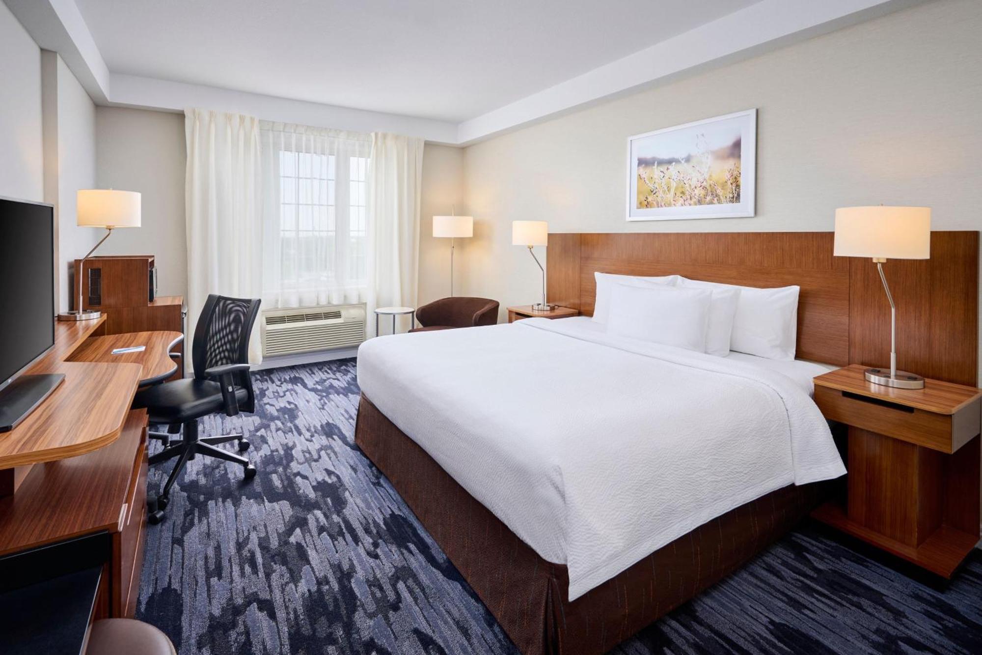 Fairfield Inn & Suites By Marriott Ottawa Kanata Екстер'єр фото