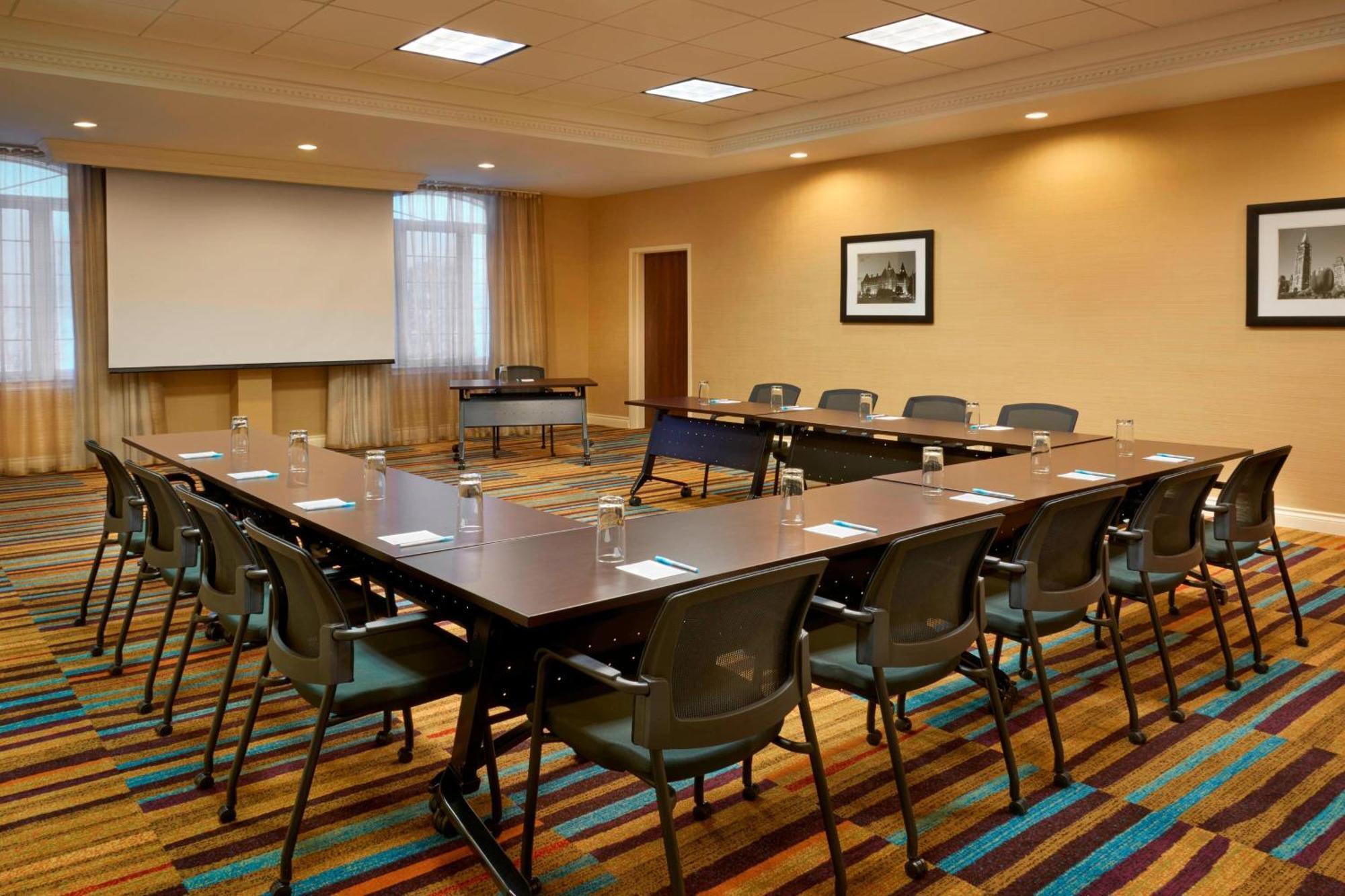 Fairfield Inn & Suites By Marriott Ottawa Kanata Екстер'єр фото